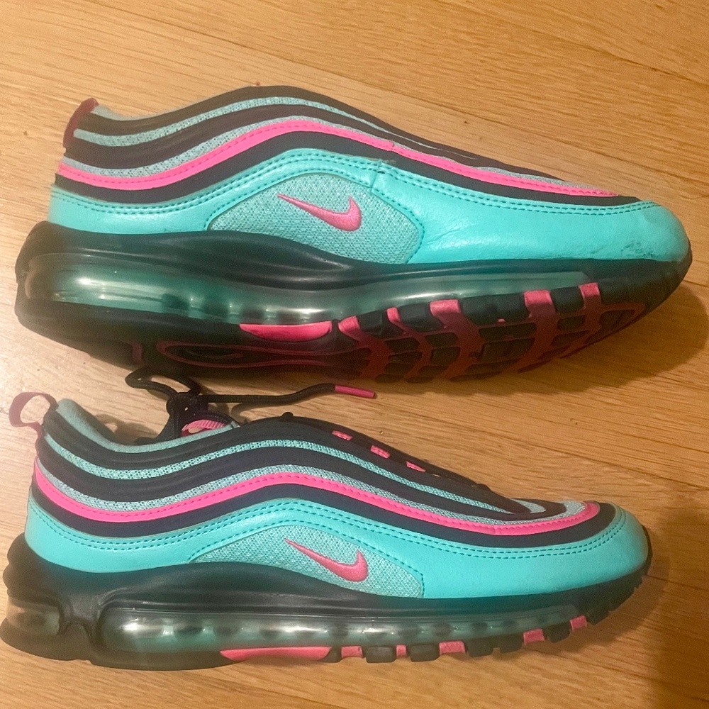 NIKE Air Max 97 "Hyper Turquoise / Miami Vice" wins 9 EUC!